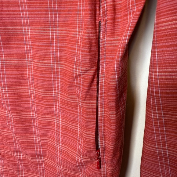 Patagonia Red Plaid Women's Shirt - Picture 3 of 7